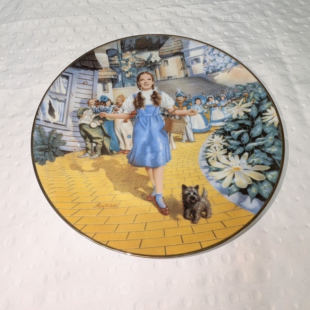 Wizard of Oz Collector Plate "Follow The Yellow Brick Road" Limited Edition 1992